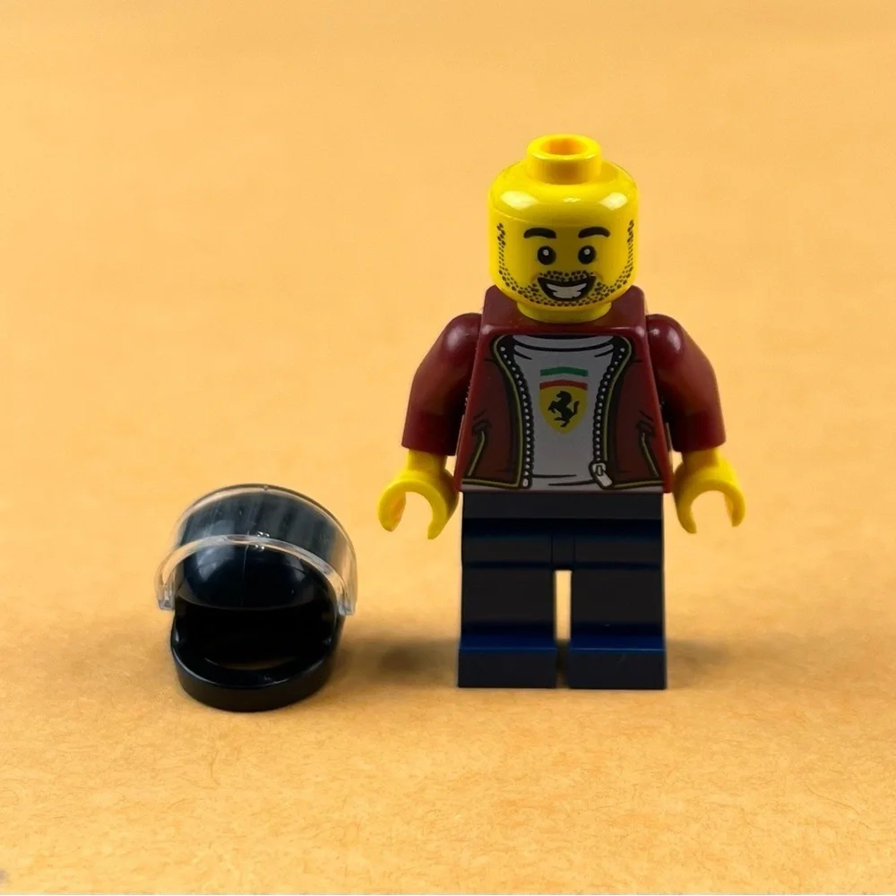 LEGO Speed Champions Ferrari F8 Tributo Driver Minifigure sc082 2